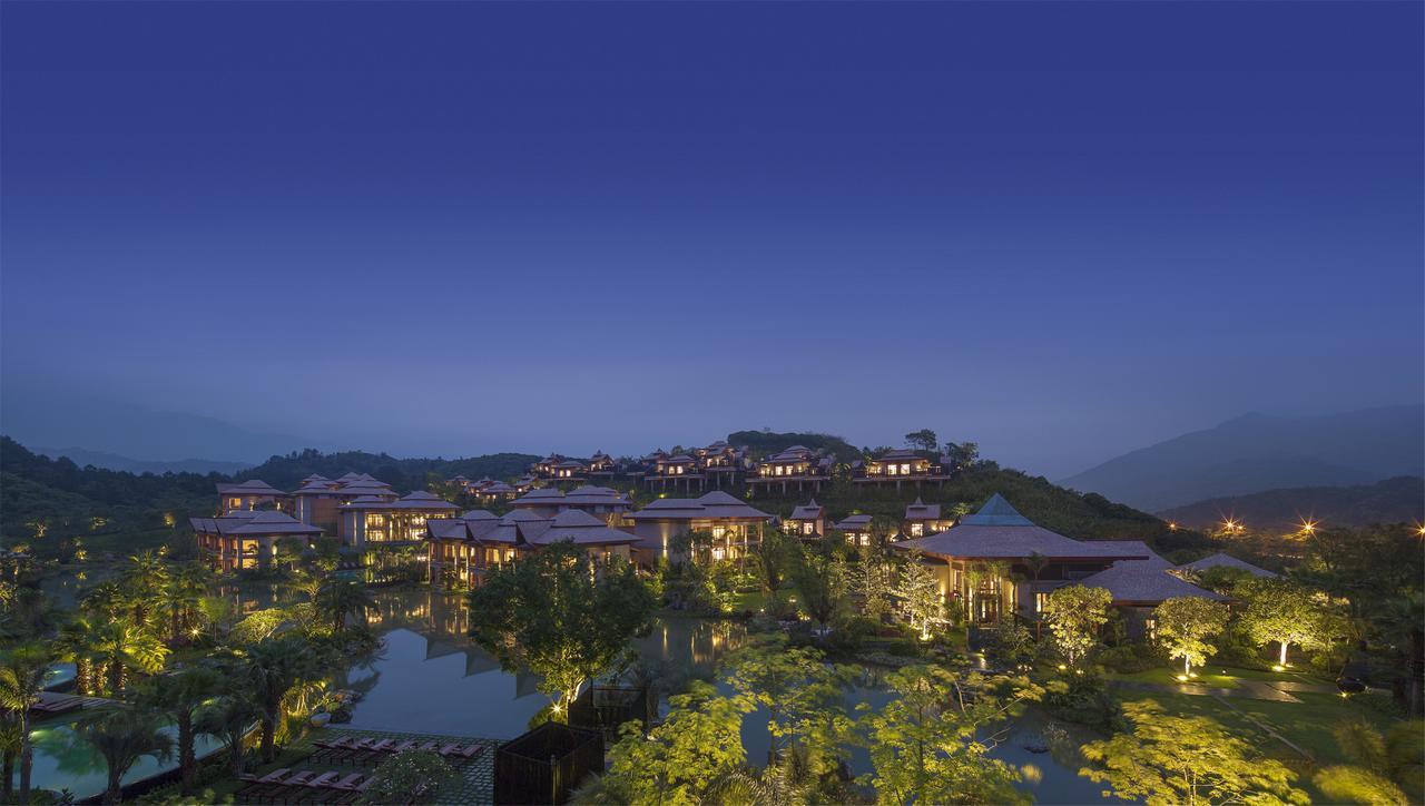 Dusit Devarana Hot Springs & Spa Guangzhou Exterior foto